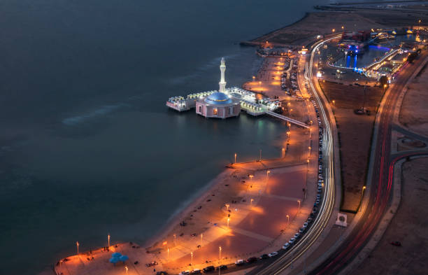 Isha prayer time in Jeddah at a mosque during nighttime